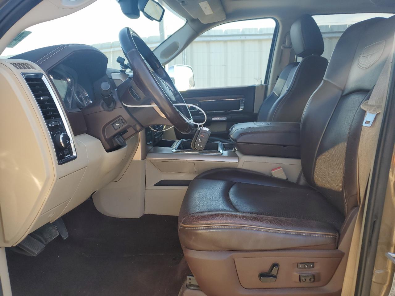 2015 RAM 2500 - Image 7
