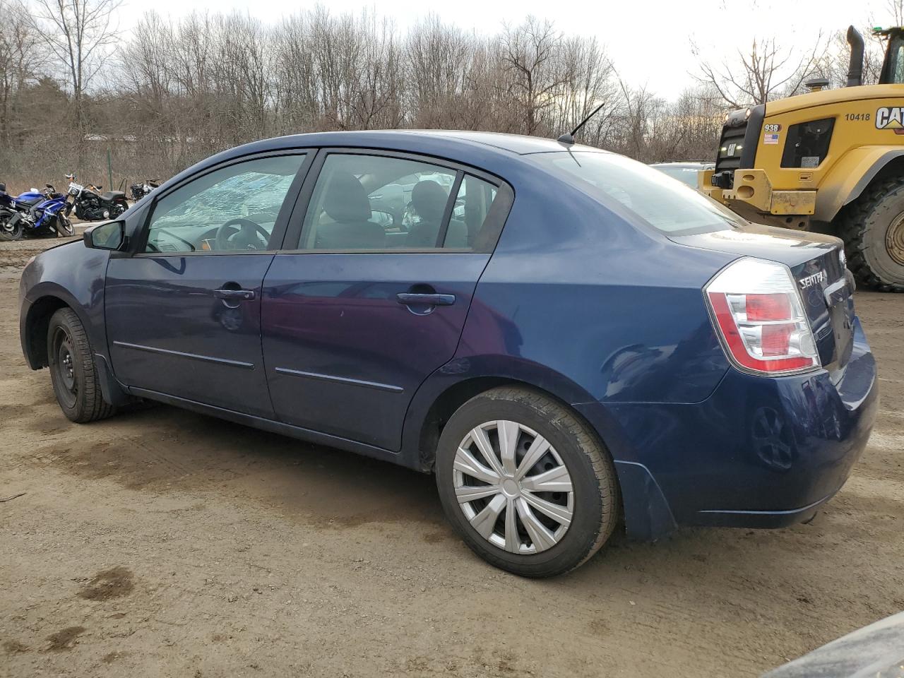 2009 Nissan Sentra - Image 2