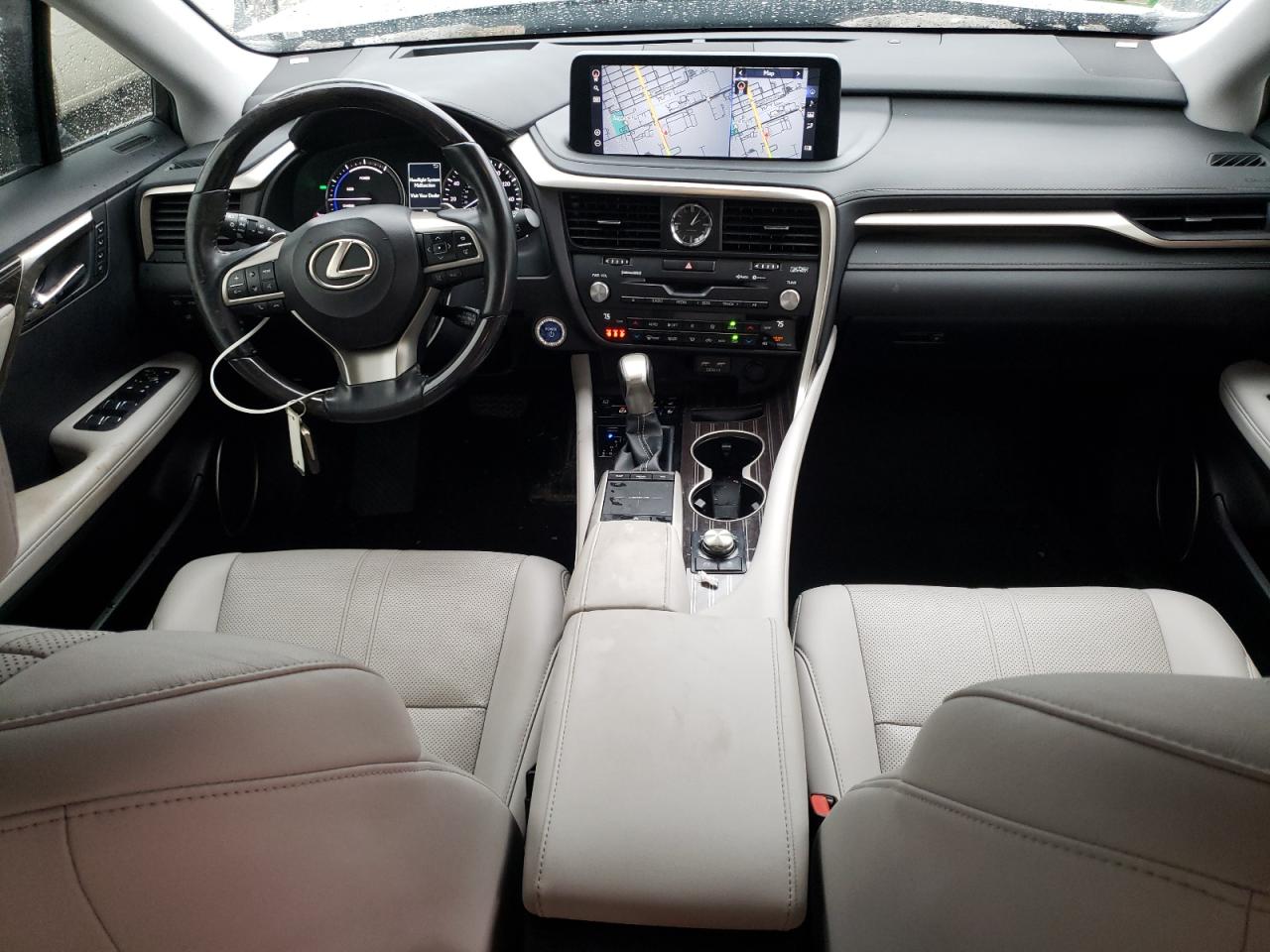 2020 Lexus RX - Image 8