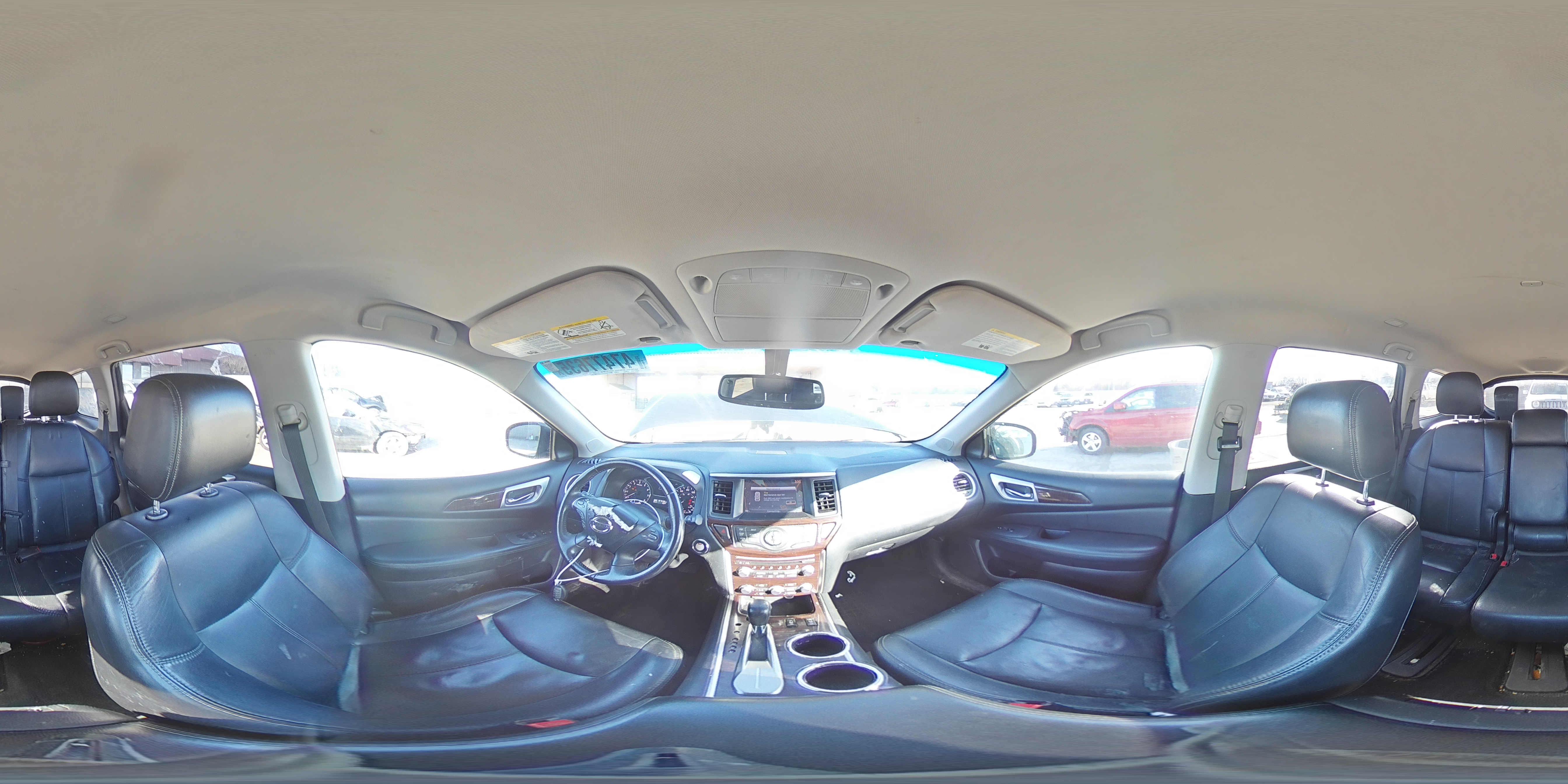 2014 Nissan Pathfinder - Image 13