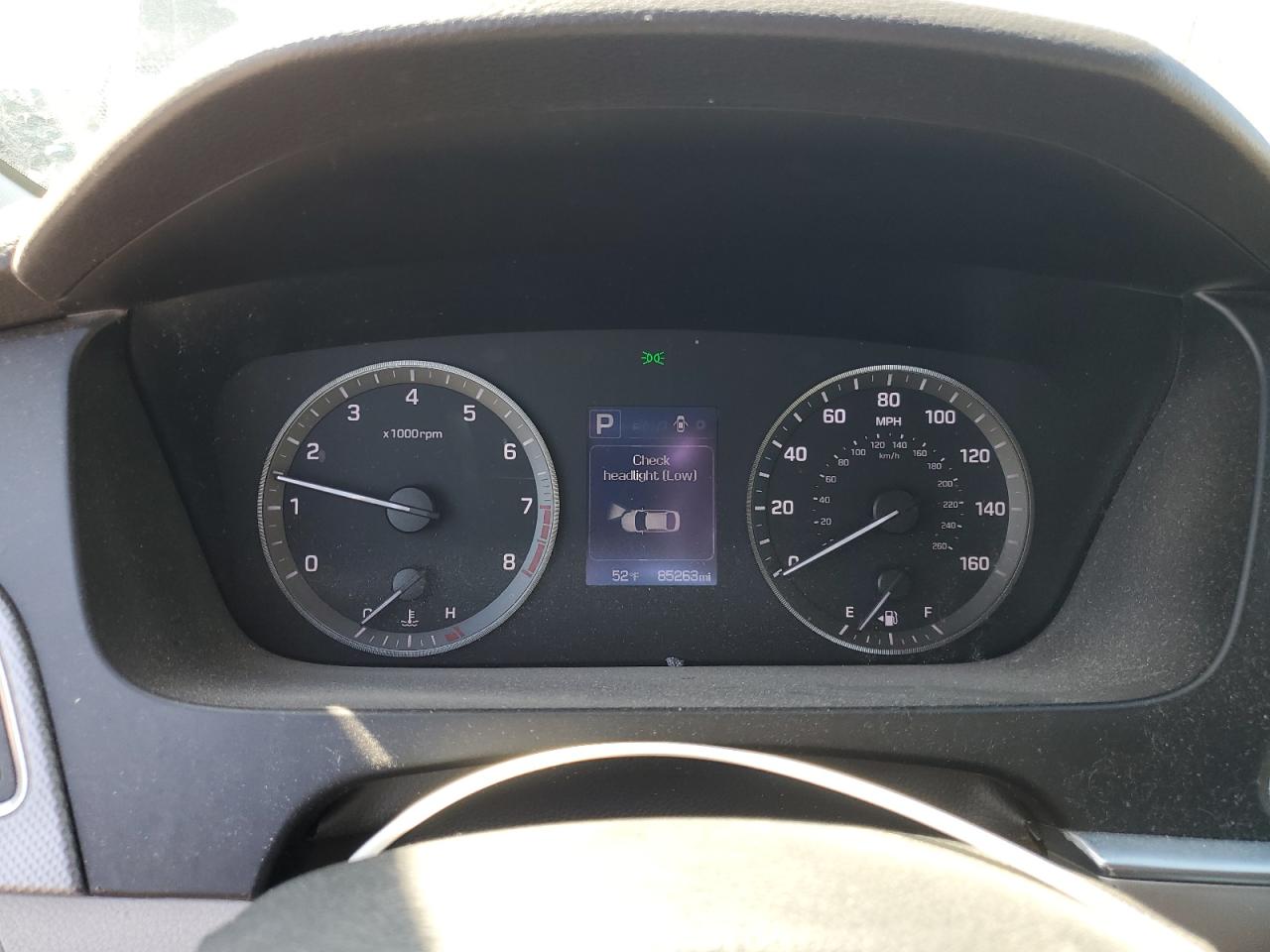 2015 Hyundai Sonata - Image 9