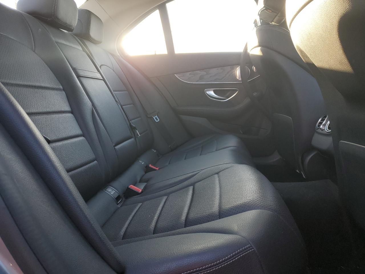 2015 Mercedes-Benz C-klasse - Image 10