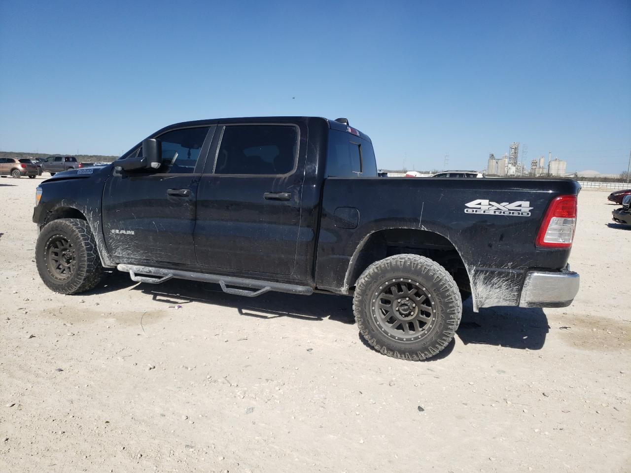 2019 RAM 1500 - Image 2