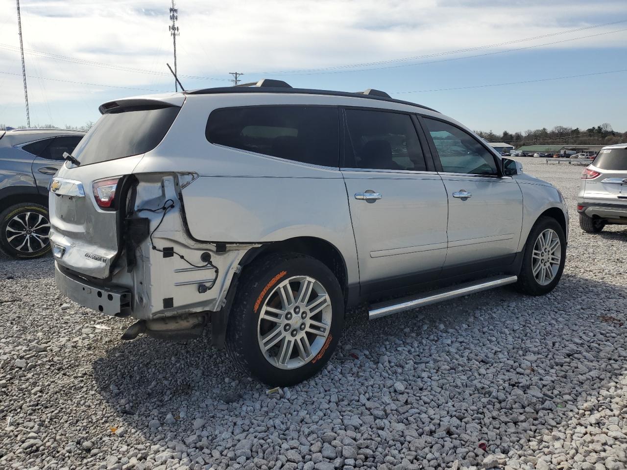 2015 Chevrolet Traverse - Image 3