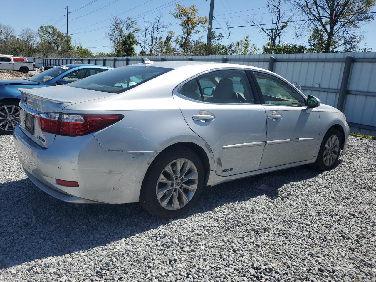 2013 Lexus ES - Image 3