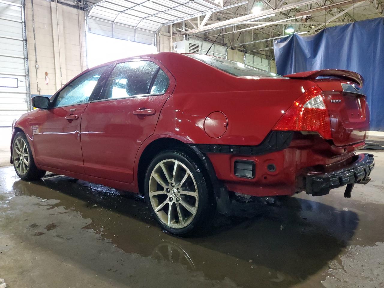 2010 Ford Fusion - Image 2