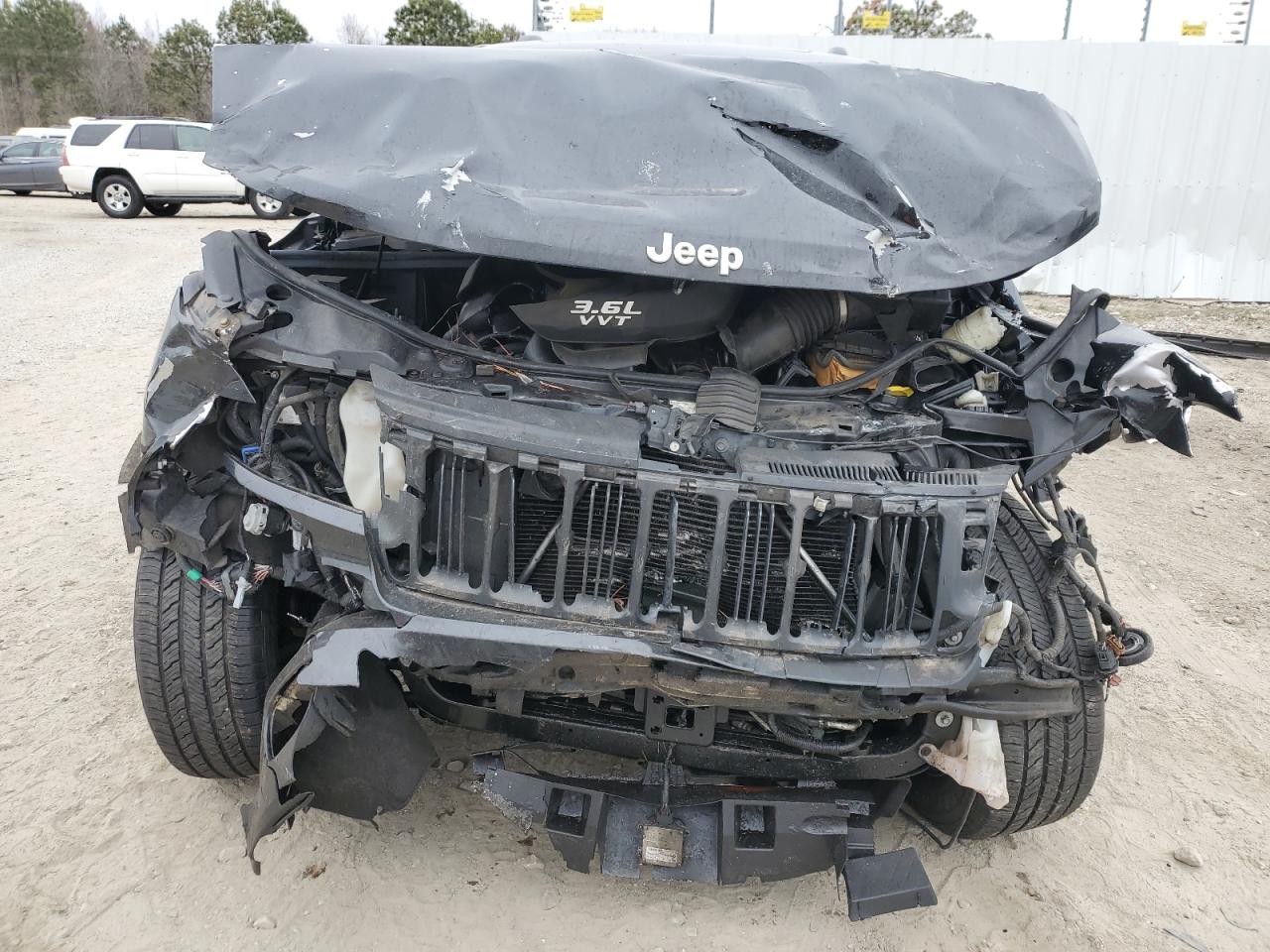 2013 Jeep Grand Cherokee - Image 5