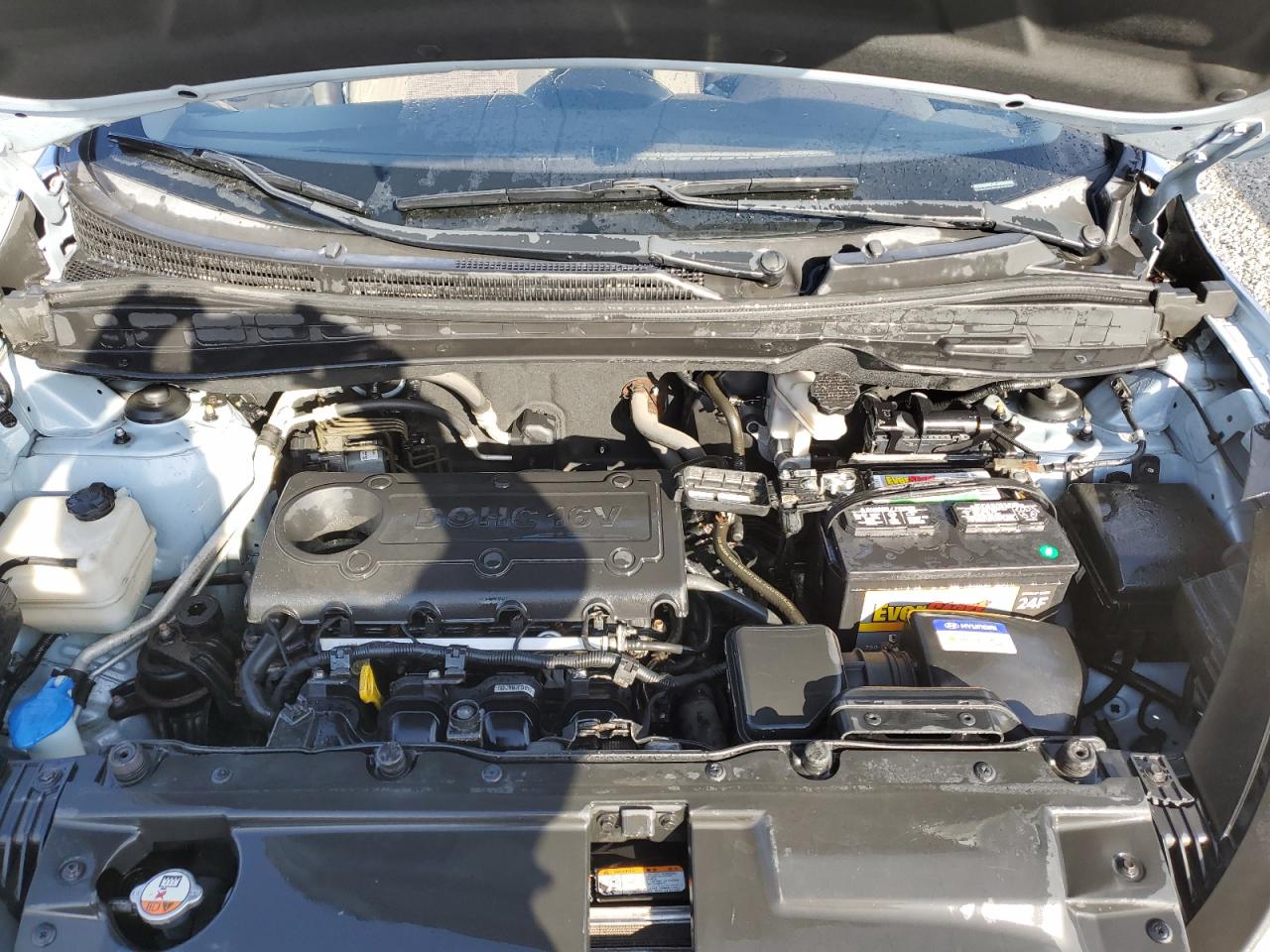 2011 Hyundai Tucson - Image 12