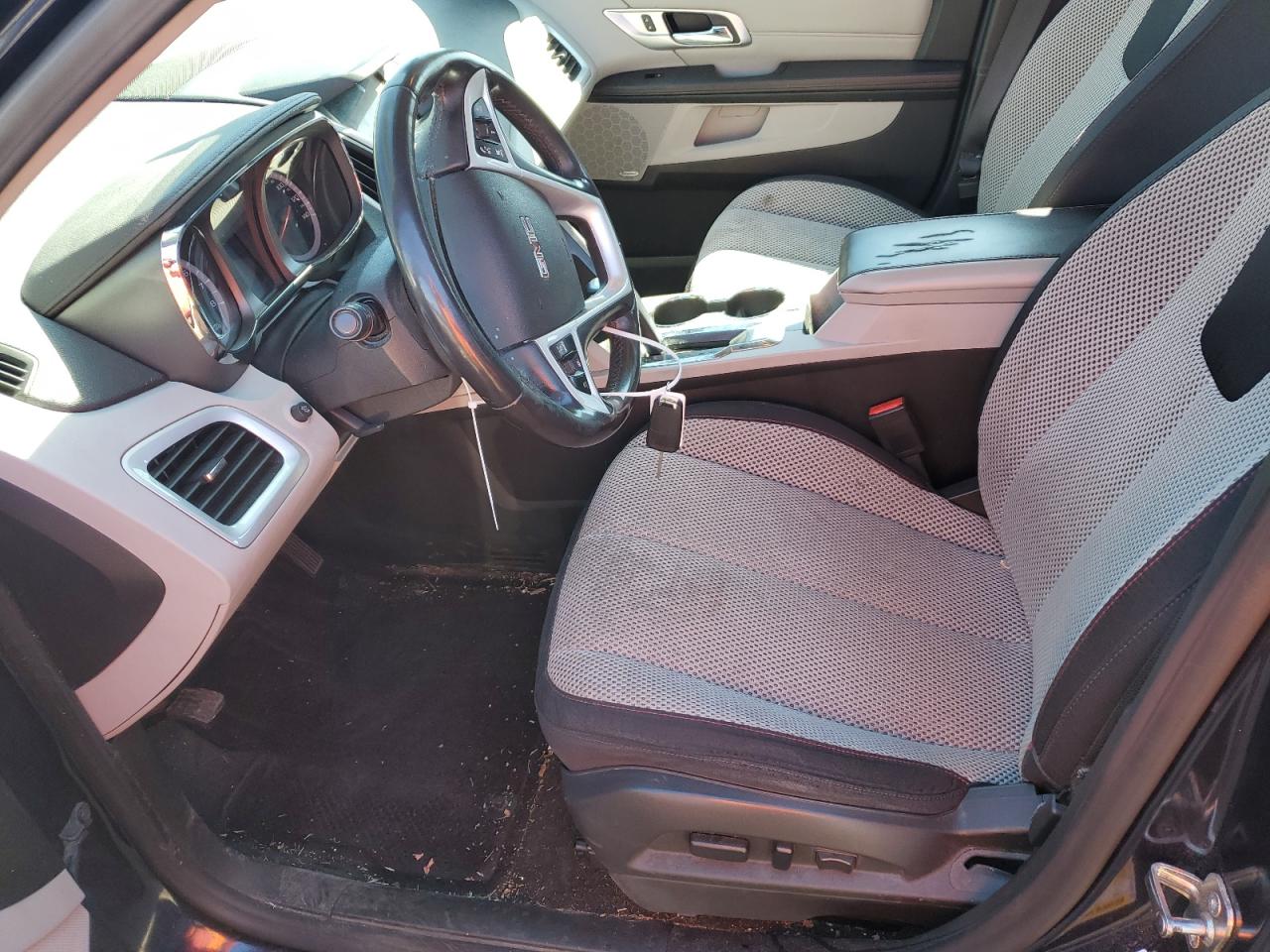 2015 GMC Terrain - Image 7