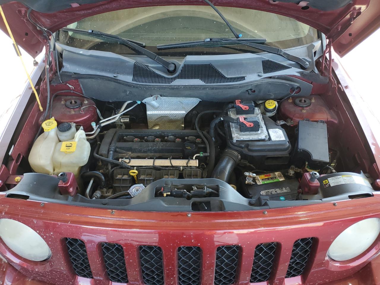 2013 Jeep Liberty (Patriot) - Image 12