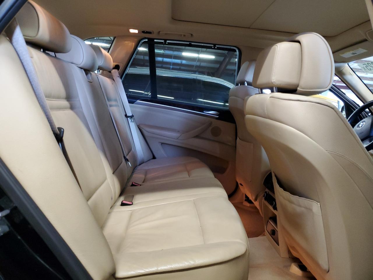 2011 BMW X5 - Image 12