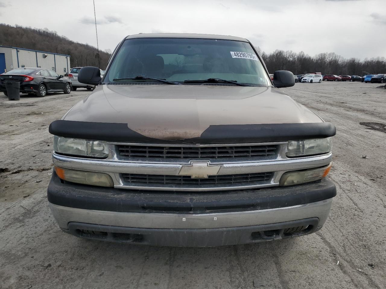 2004 Chevrolet Tahoe - Image 5