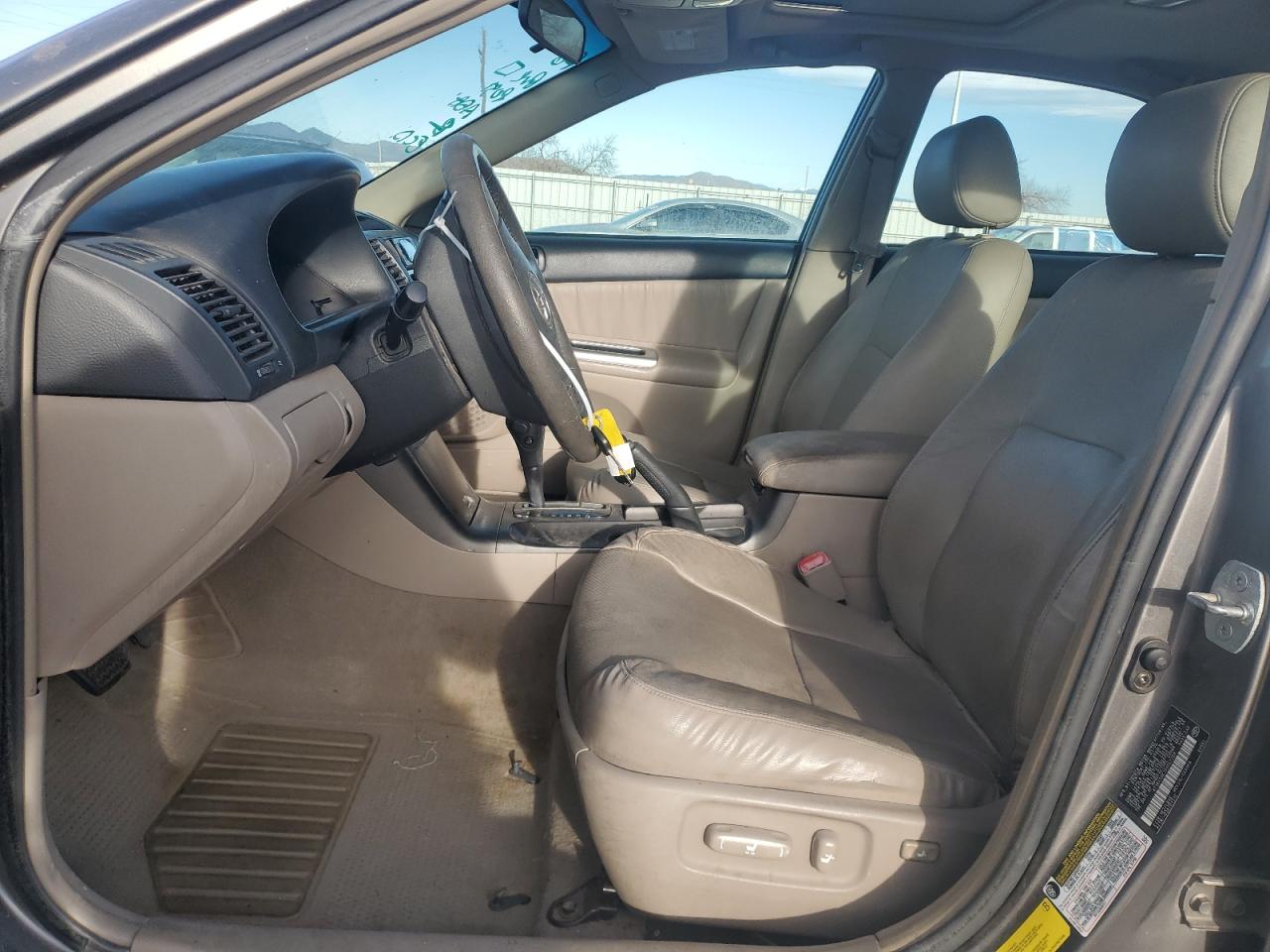 2005 Toyota Camry - Image 7