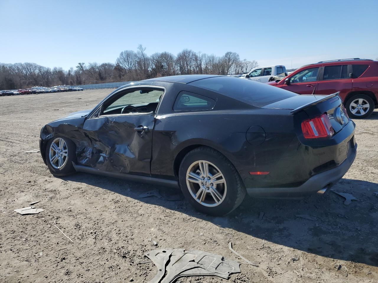2012 Ford Mustang - Image 2