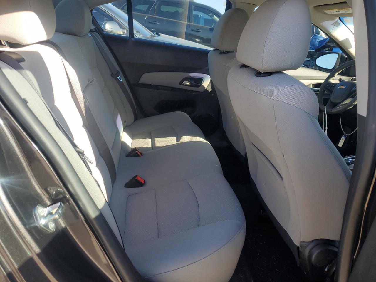 2015 Chevrolet Cruze - Image 10