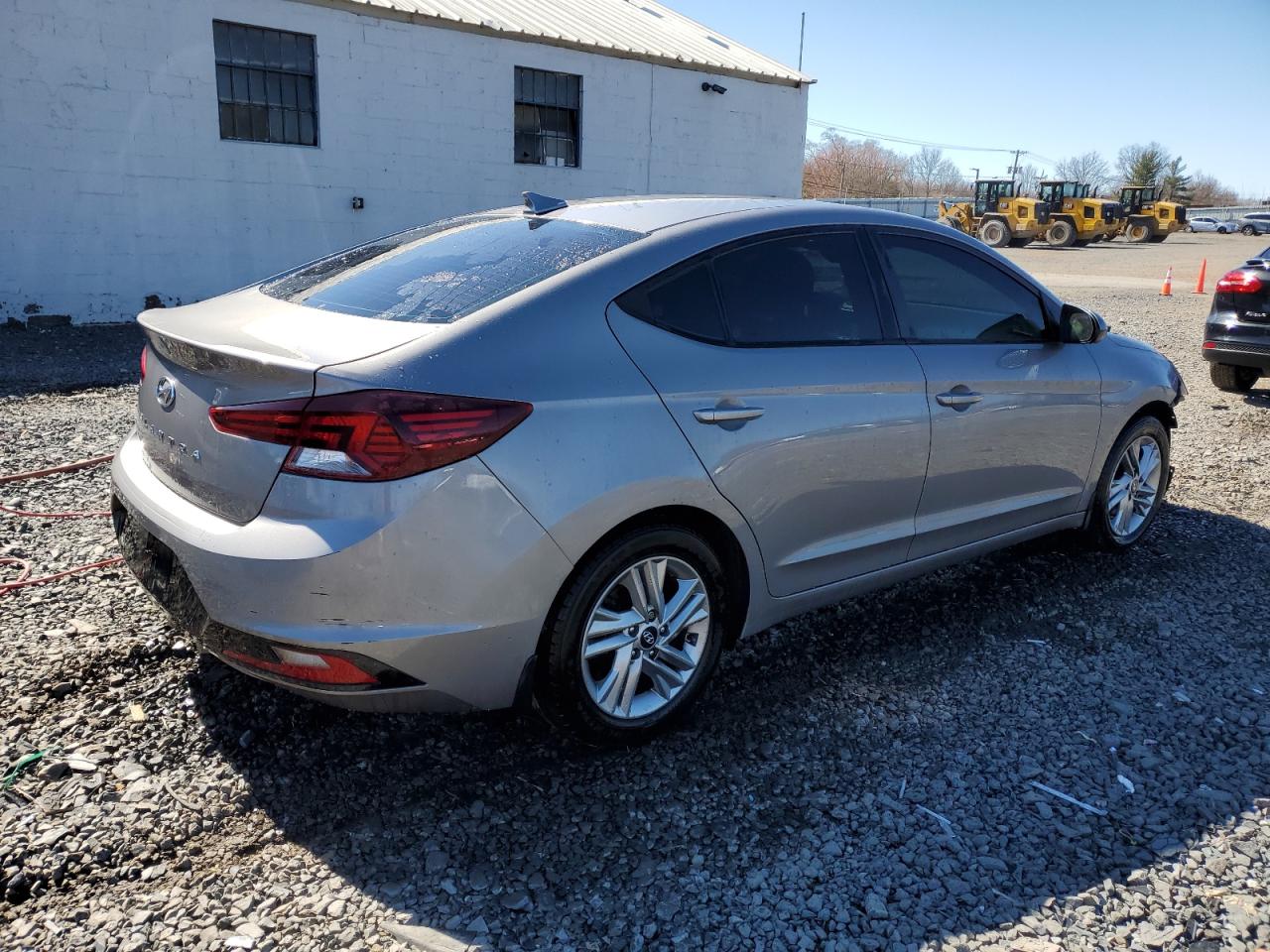 2020 Hyundai Elantra - Image 3