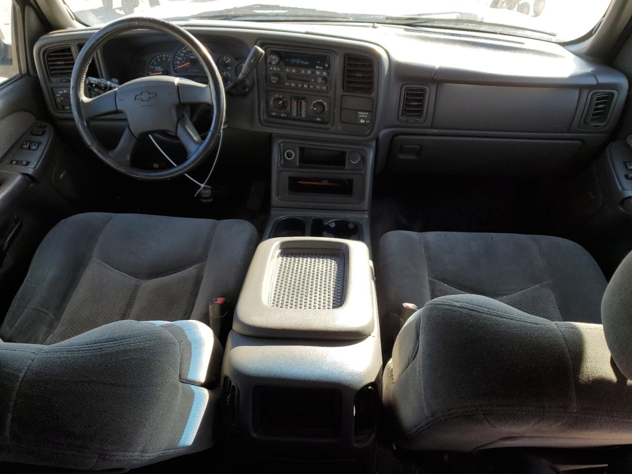2003 Chevrolet Silverado - Image 8