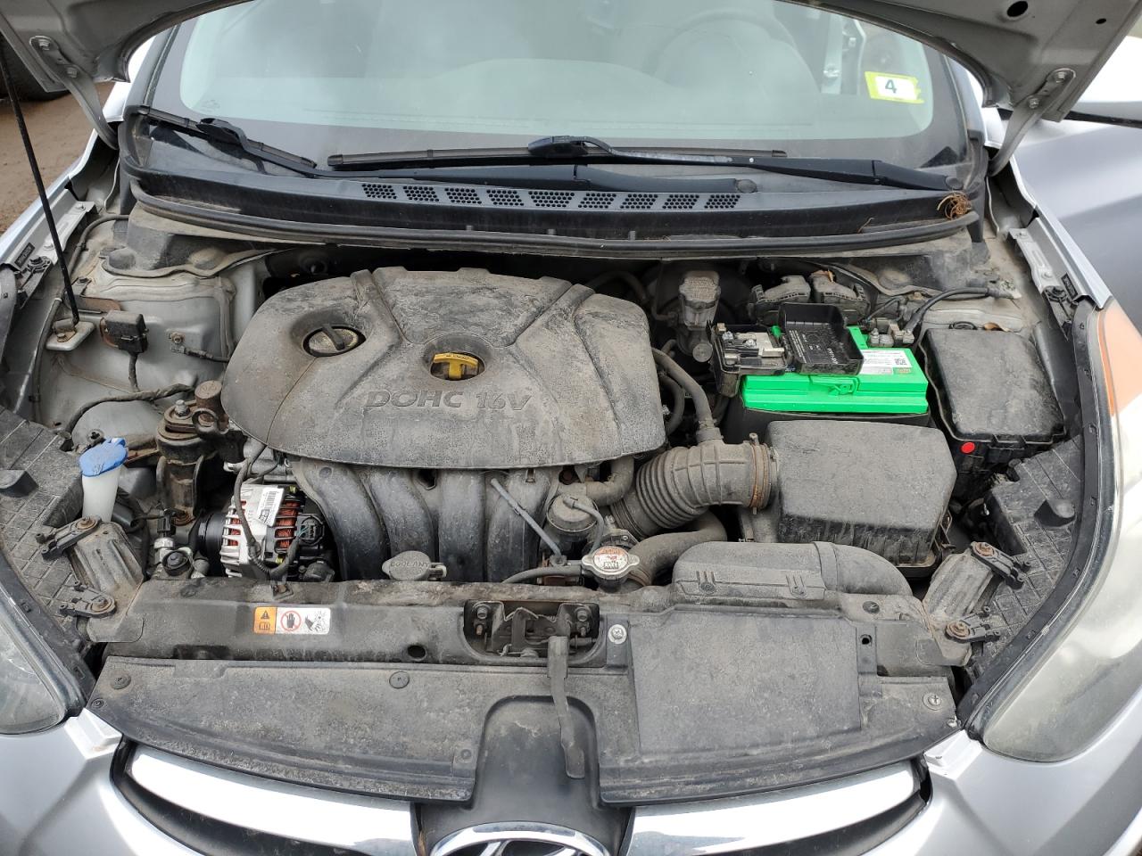 2013 Hyundai Elantra - Image 11