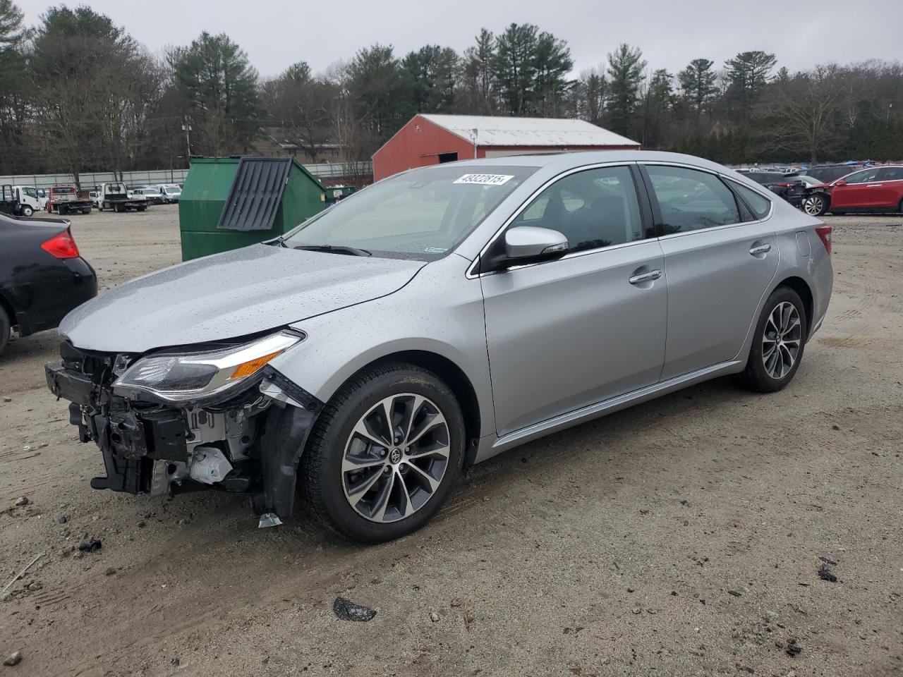 2018 Toyota Avalon - Image 1