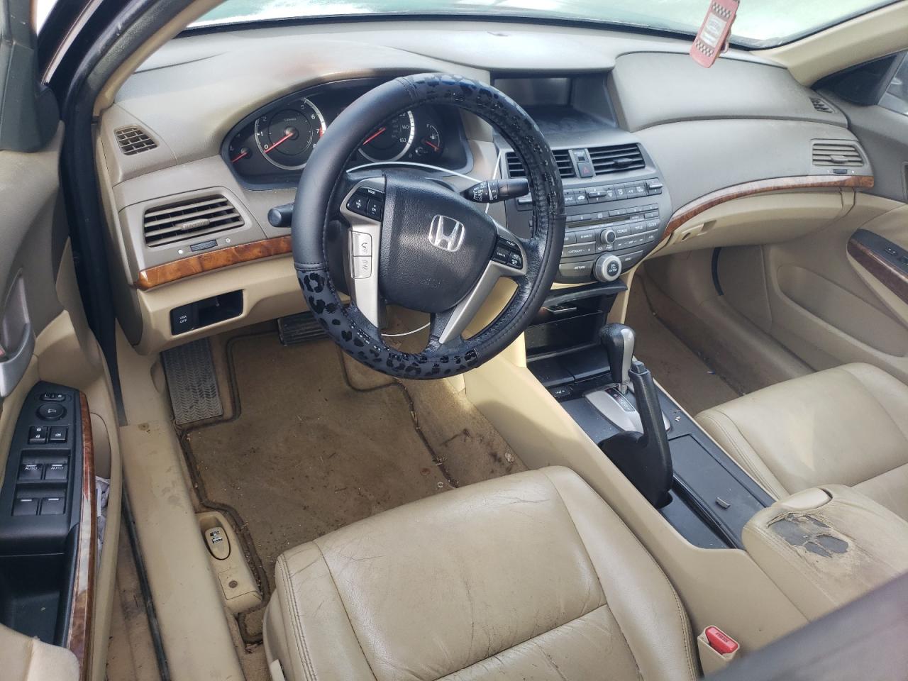 2010 Honda Accord - Image 8
