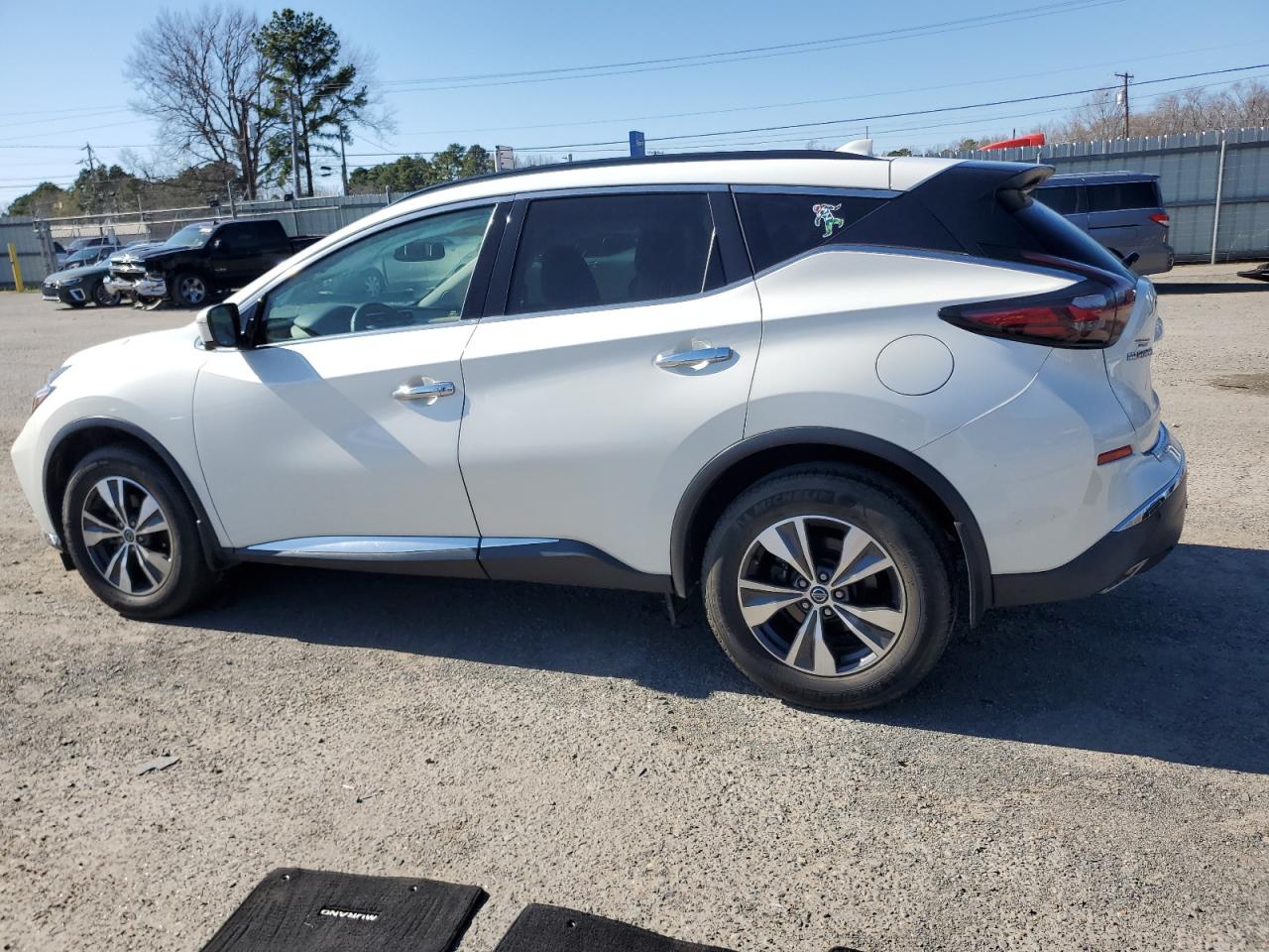 2019 Nissan Murano - Image 2