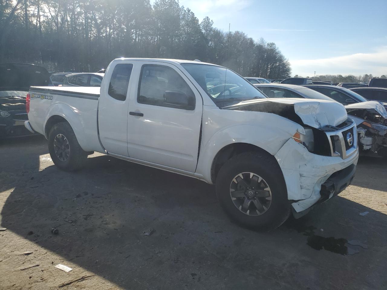2015 Nissan Navara (Frontier) - Image 4