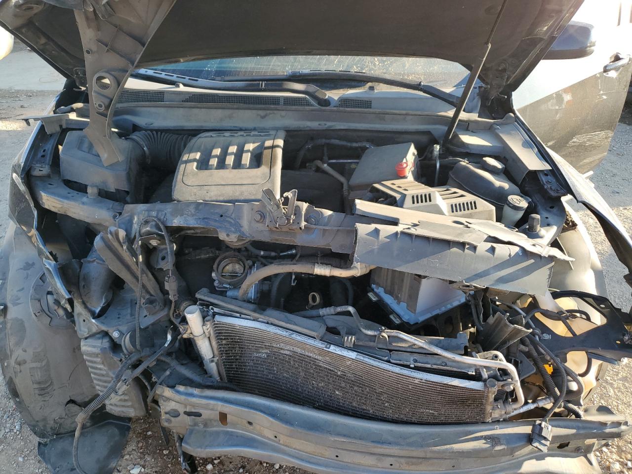 2010 Chevrolet Equinox - Image 12