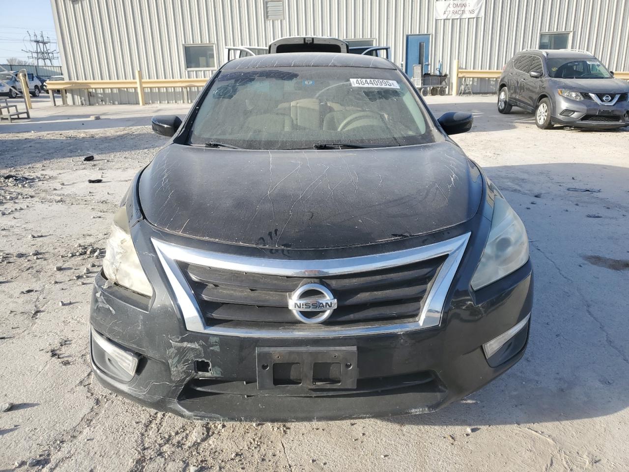 2015 Nissan Altima - Image 5