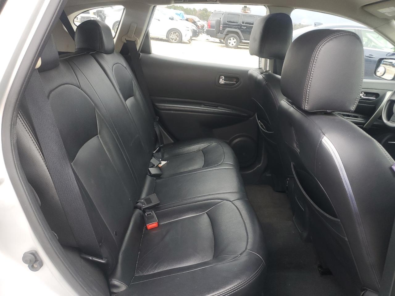 2011 Nissan Rogue - Image 11