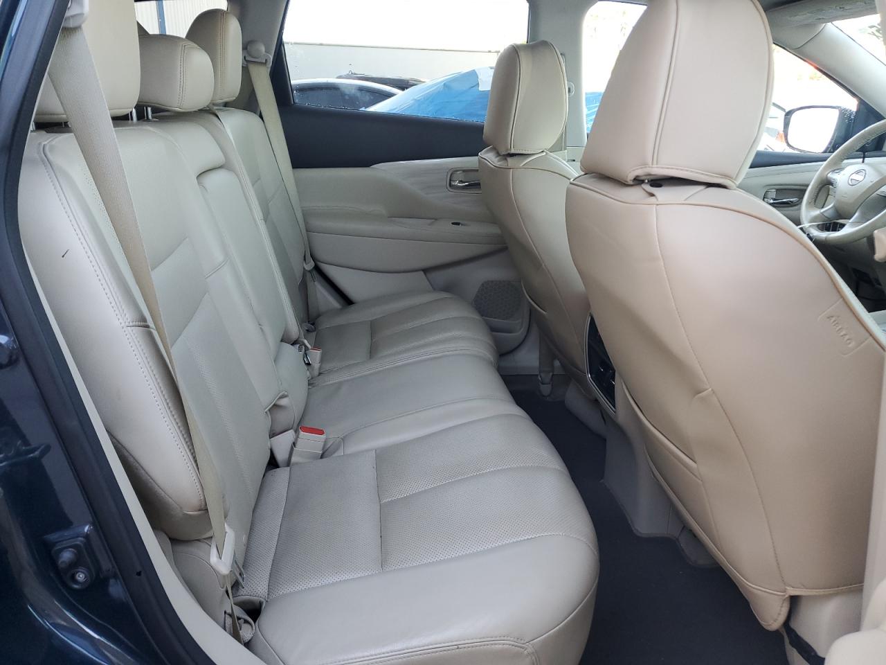 2015 Nissan Murano - Image 11