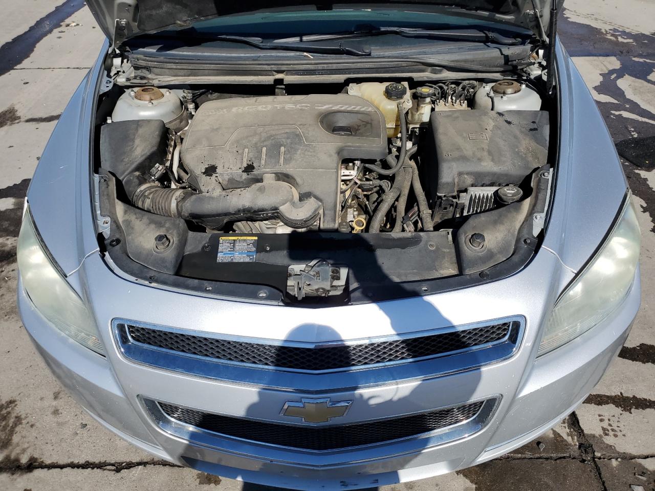 2010 Chevrolet Malibu - Image 11