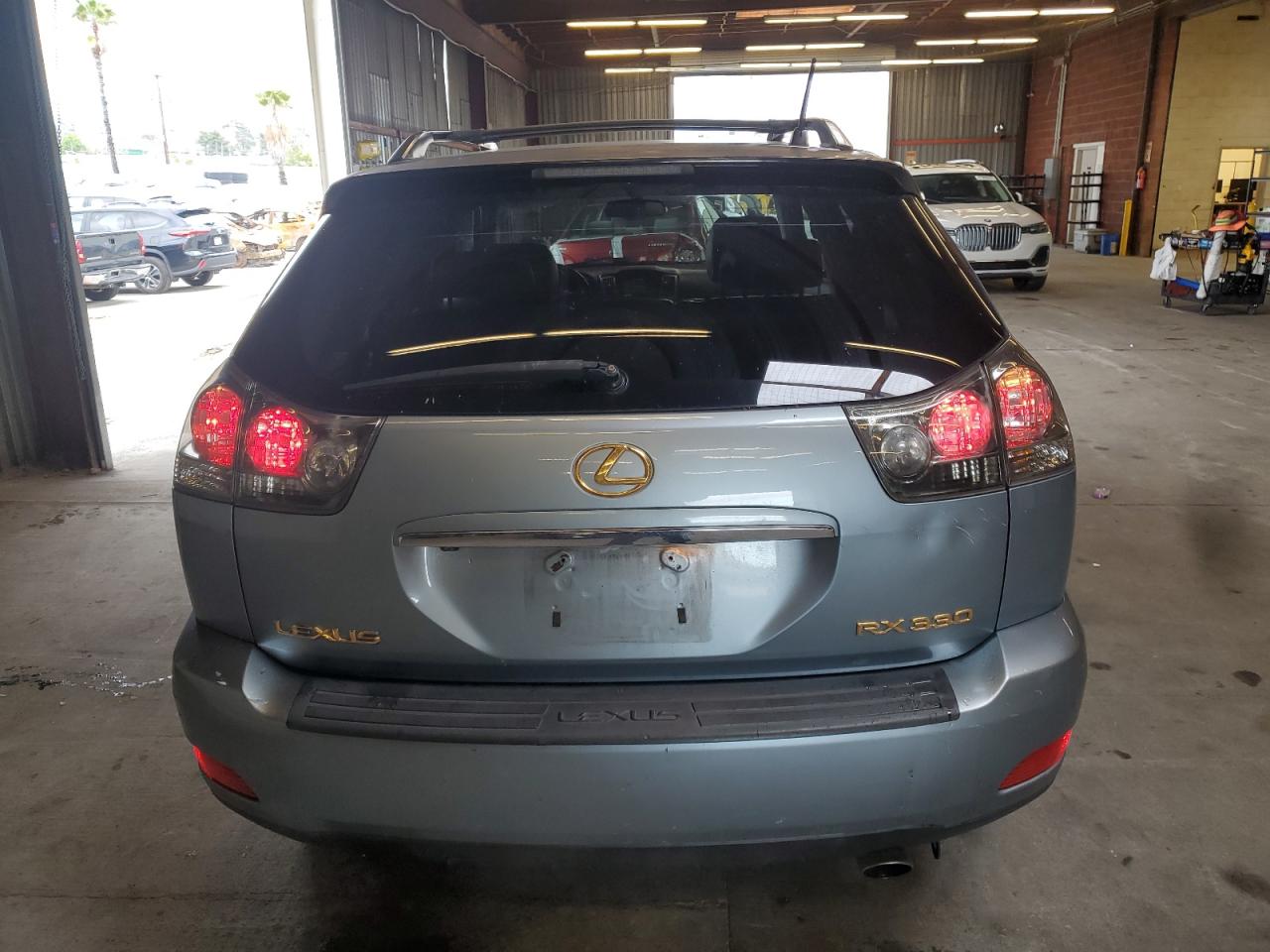 2004 Lexus RX - Image 6