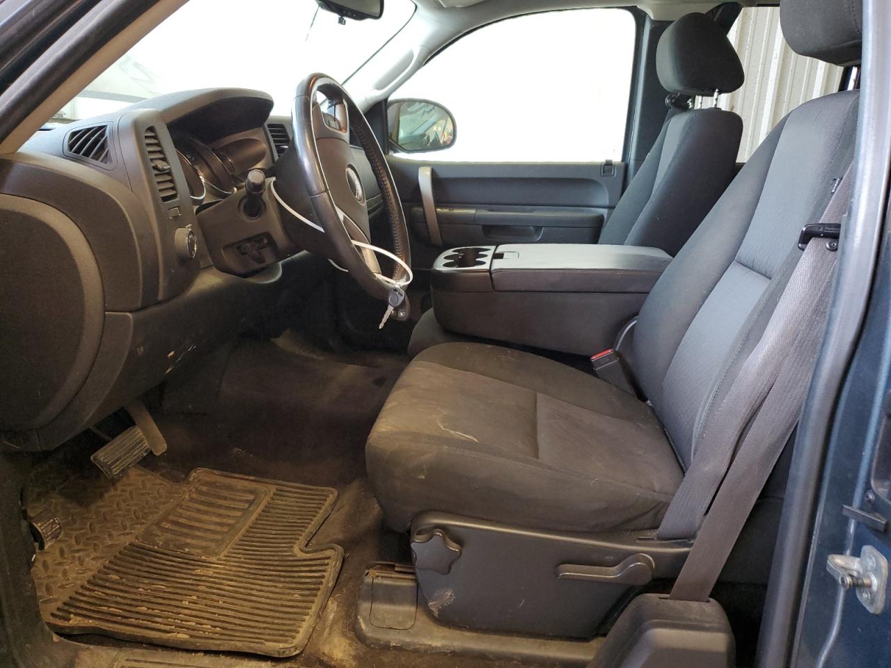 2010 GMC Sierra - Image 7