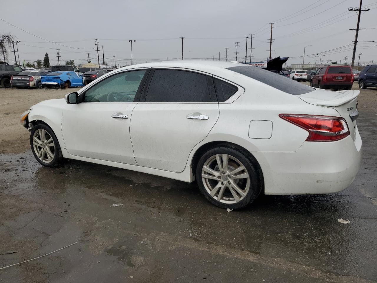 2013 Nissan Altima - Image 2