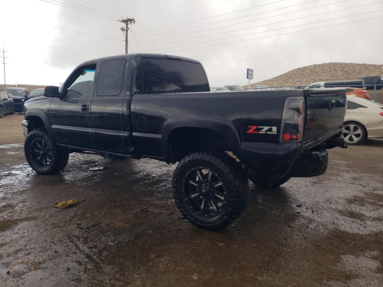 2003 Chevrolet Silverado - Image 2