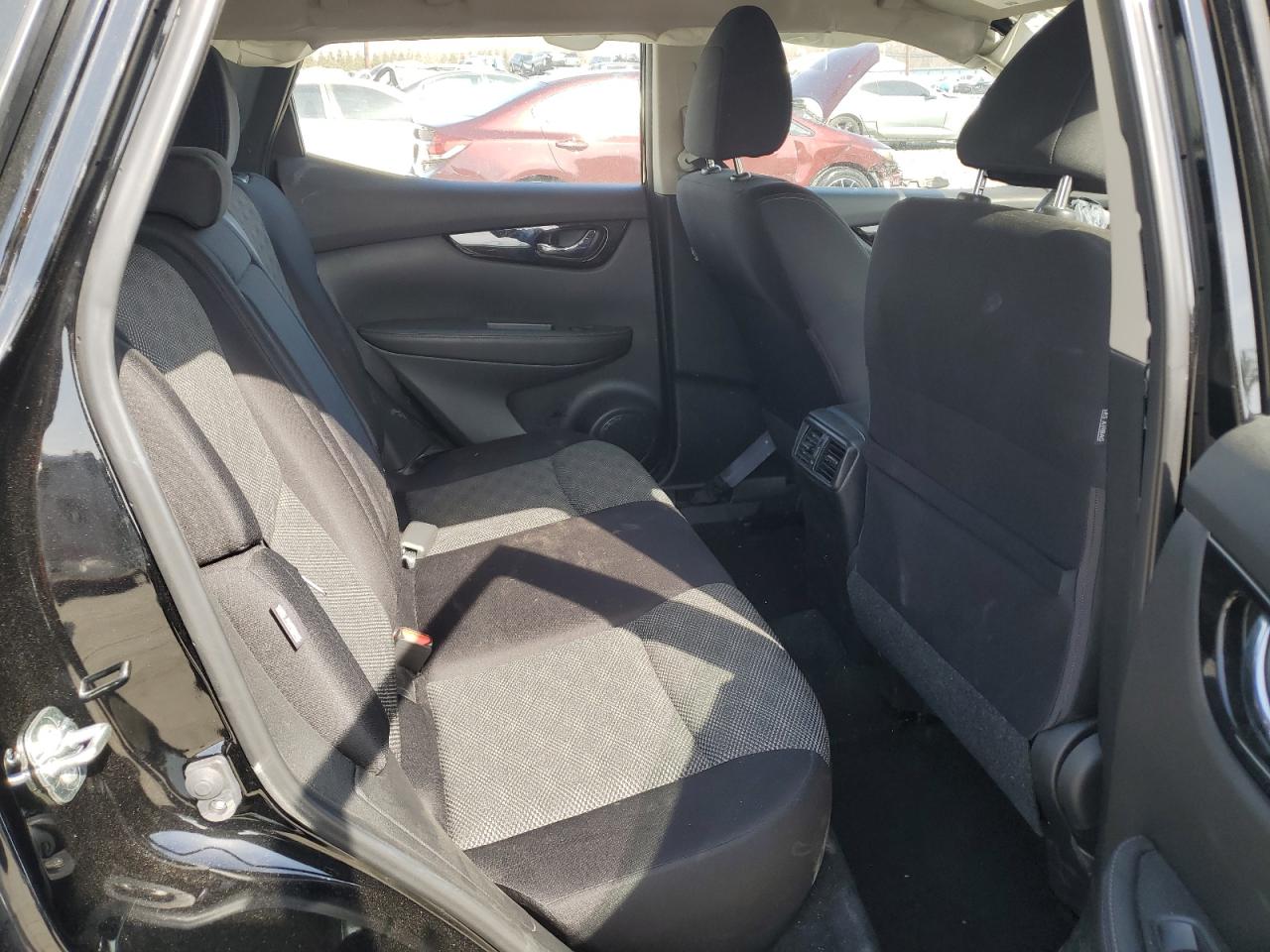 2021 Nissan Rogue - Image 12