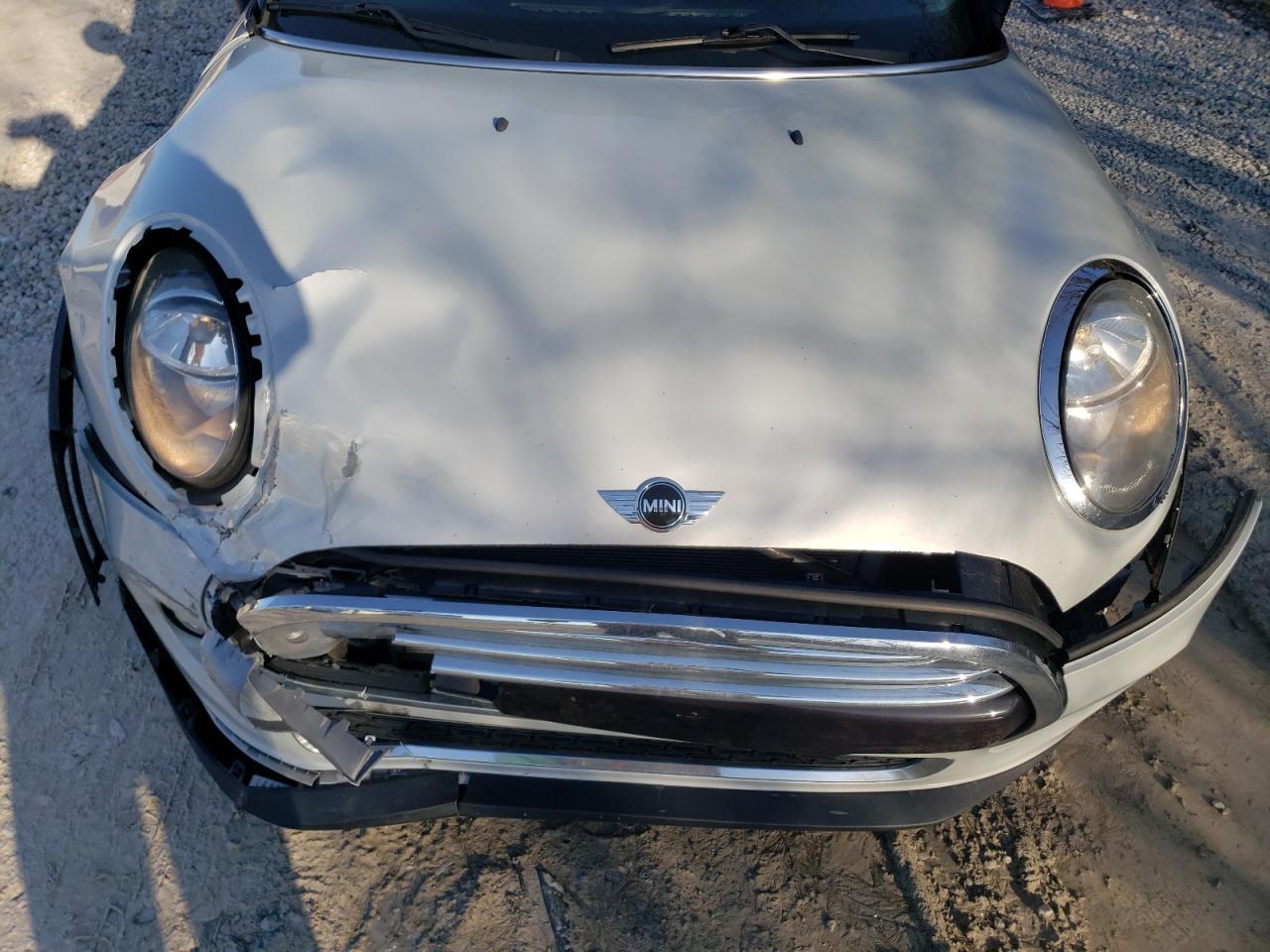 2015 MINI Cooper - Image 12