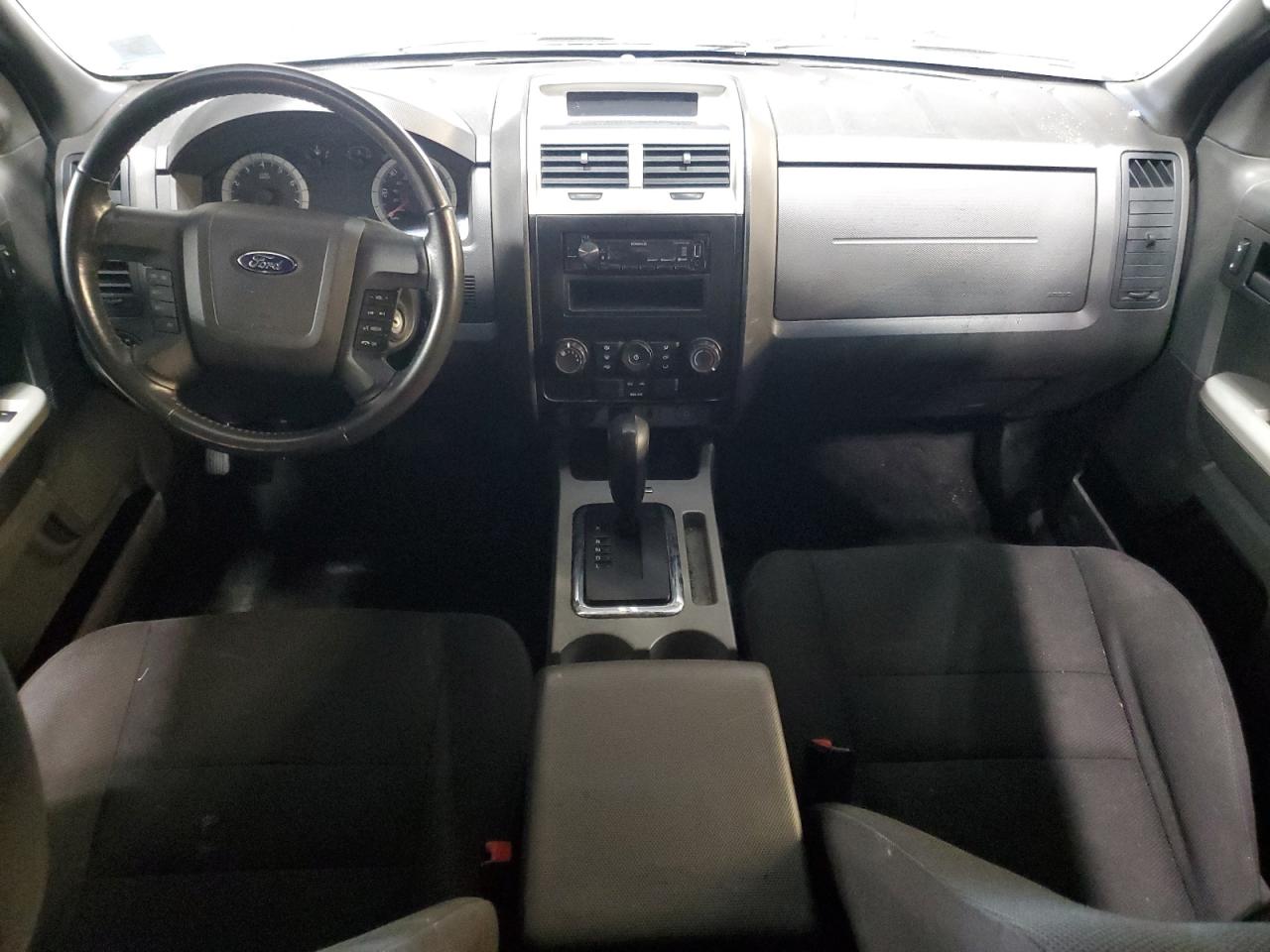 2009 Ford Escape - Image 8