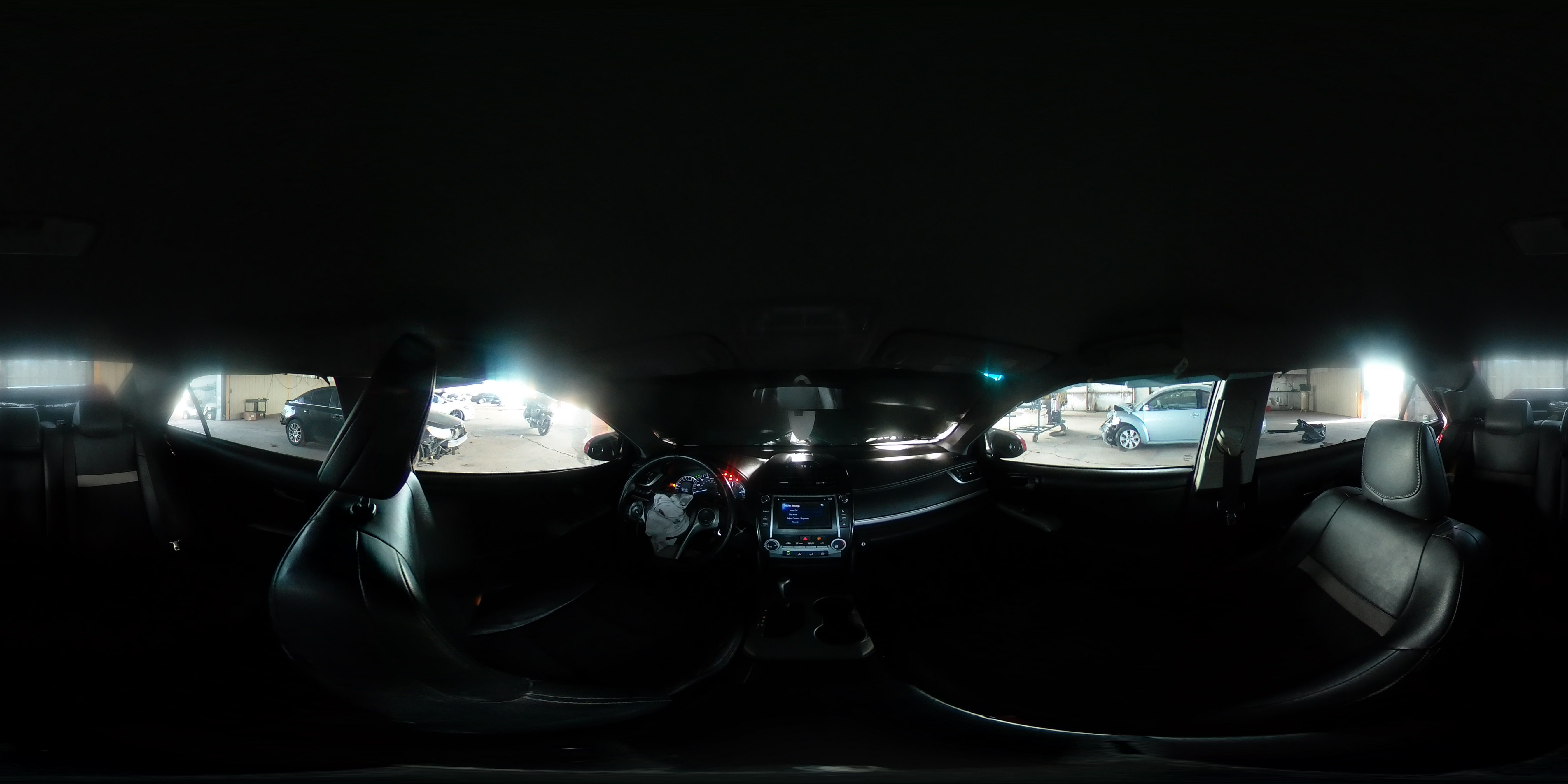 2013 Toyota Camry - Image 12