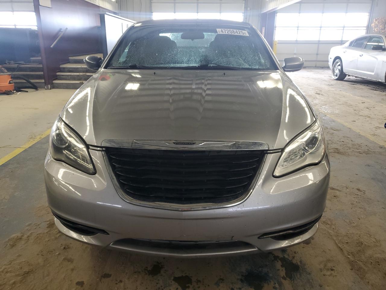 2013 Chrysler 200 - Image 5