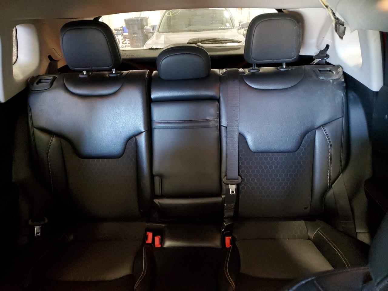 2020 Jeep Compass - Image 10