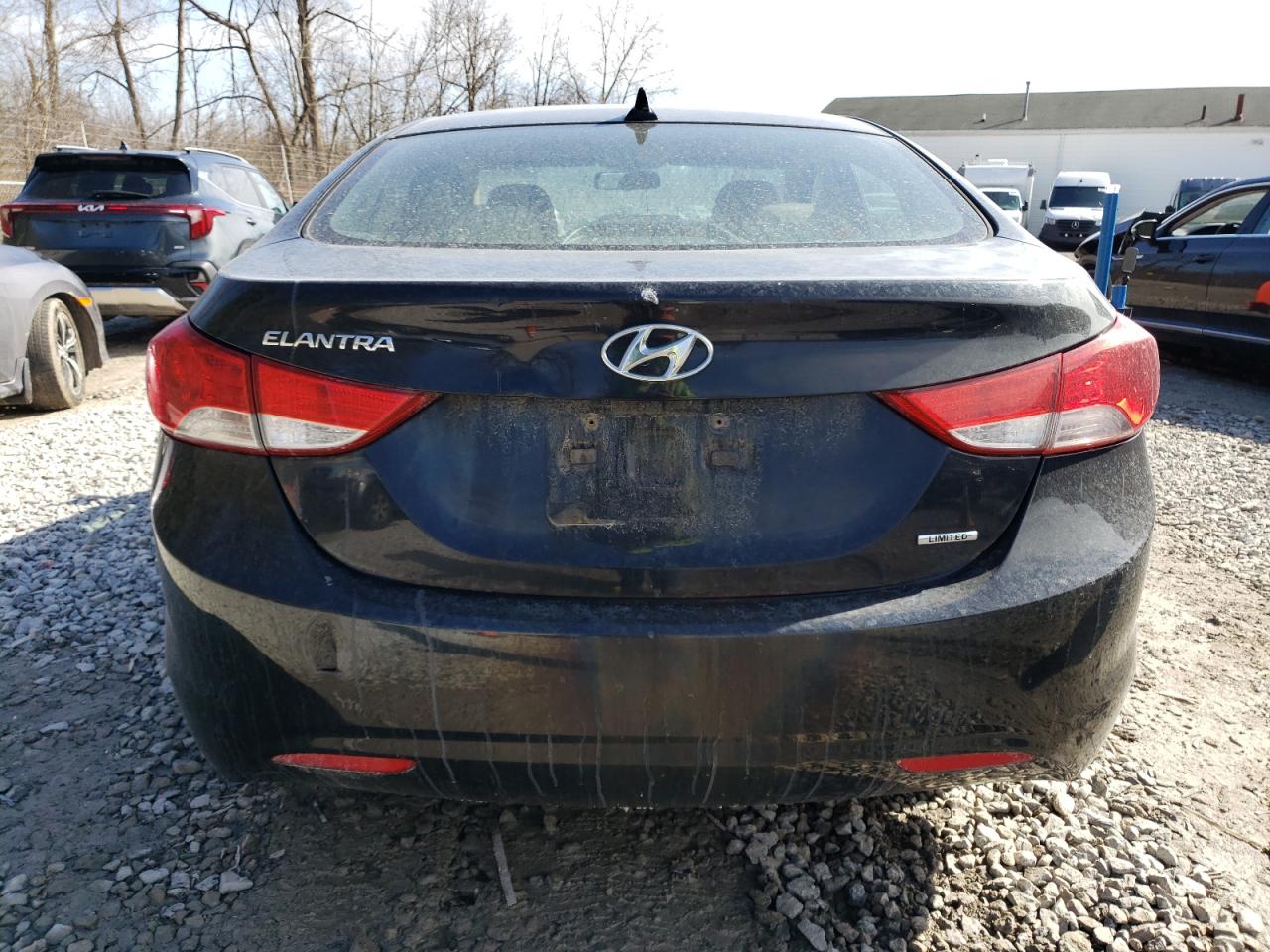 2011 Hyundai Elantra - Image 6