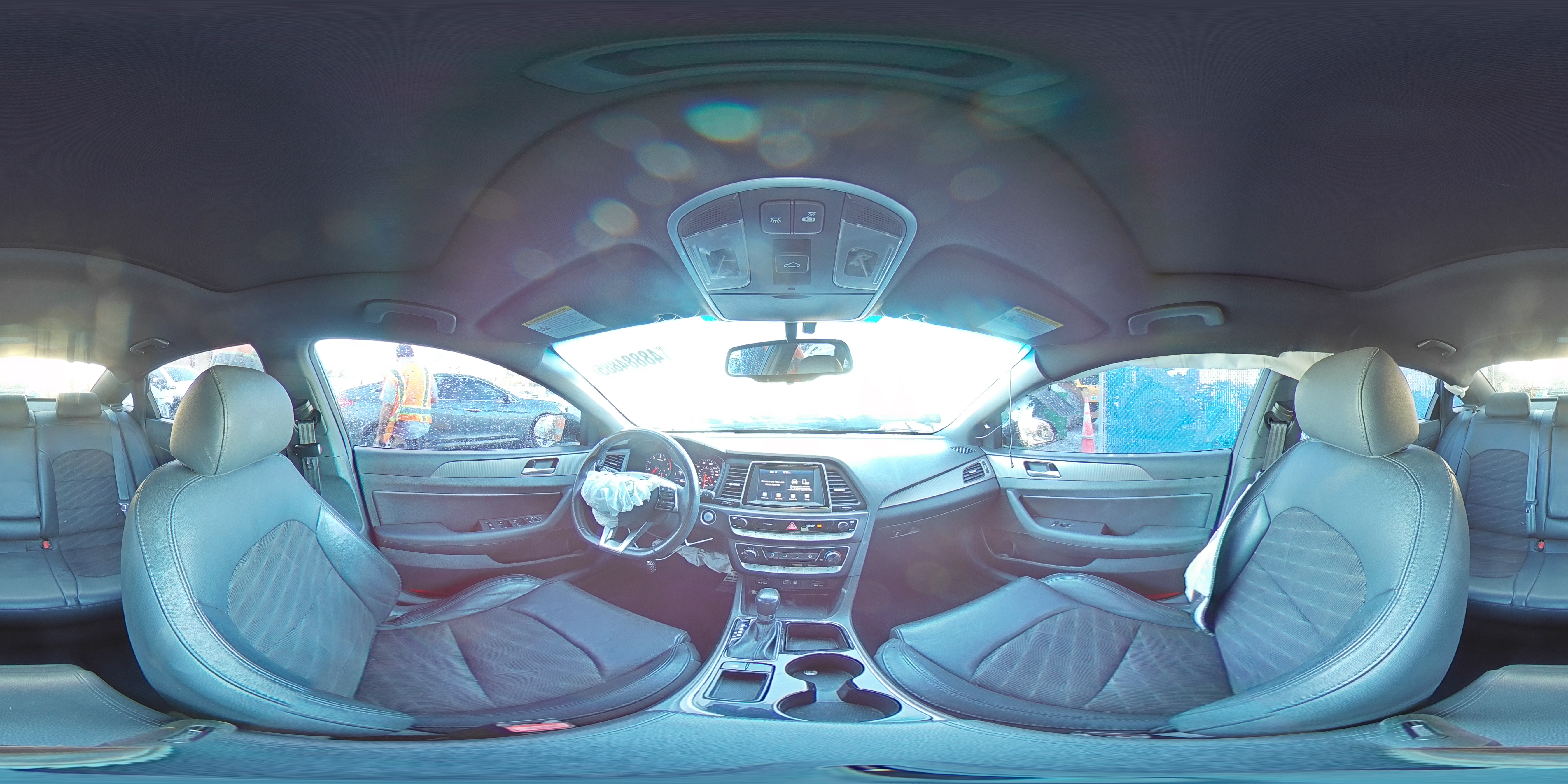 2018 Hyundai Sonata - Image 14