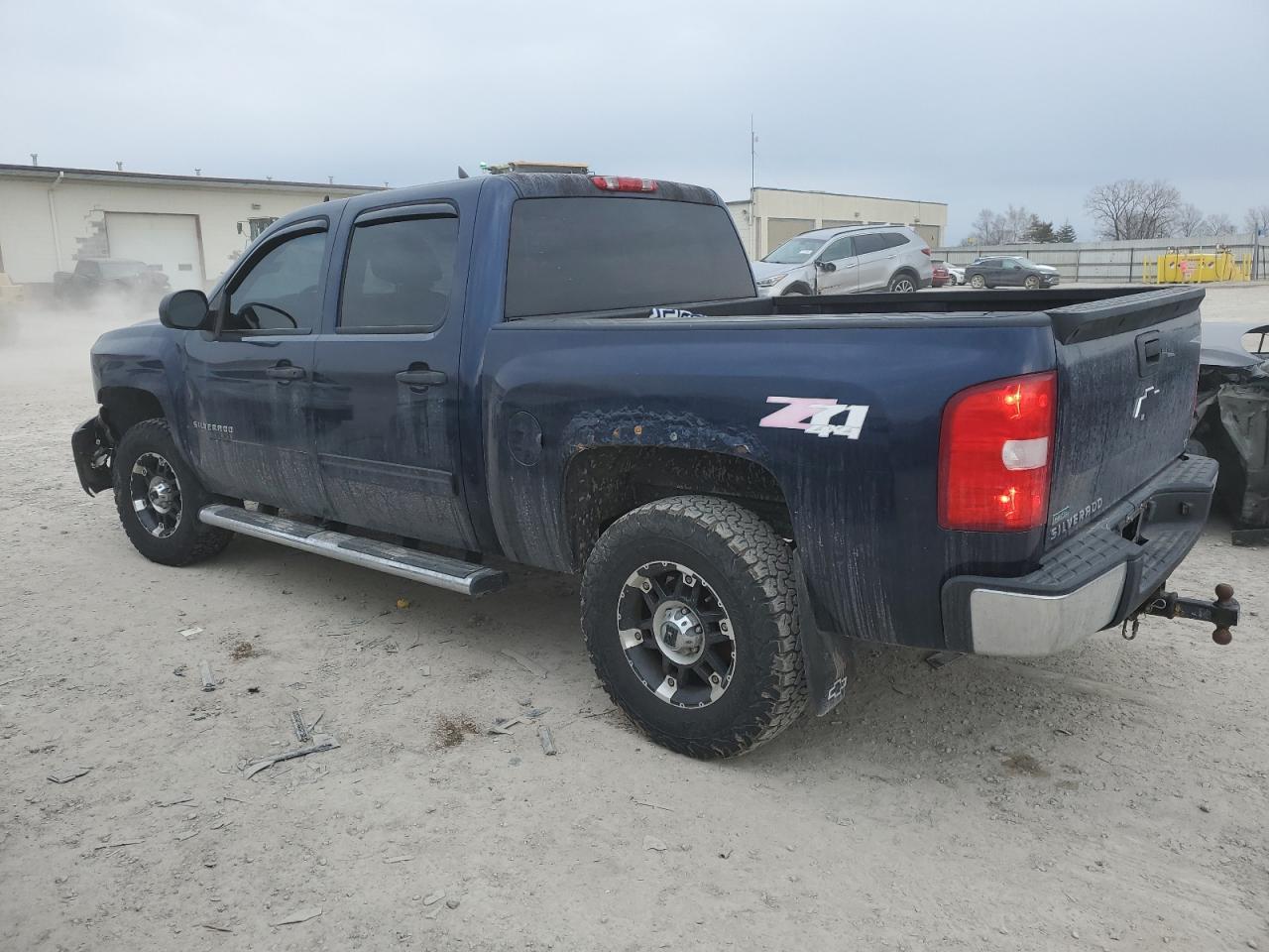 2010 Chevrolet Silverado - Image 2