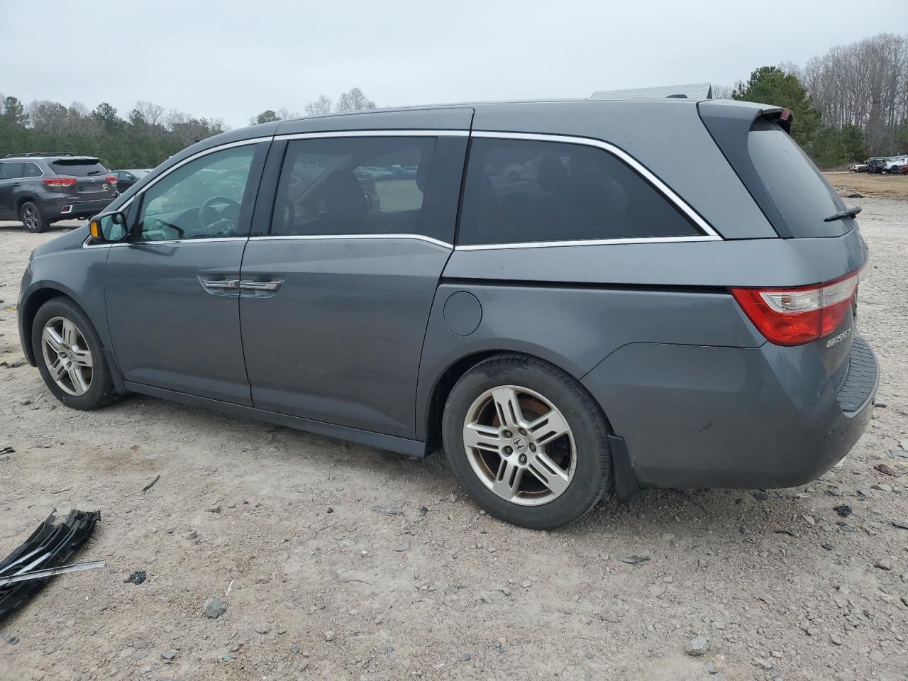 2012 Honda Odyssey - Image 2