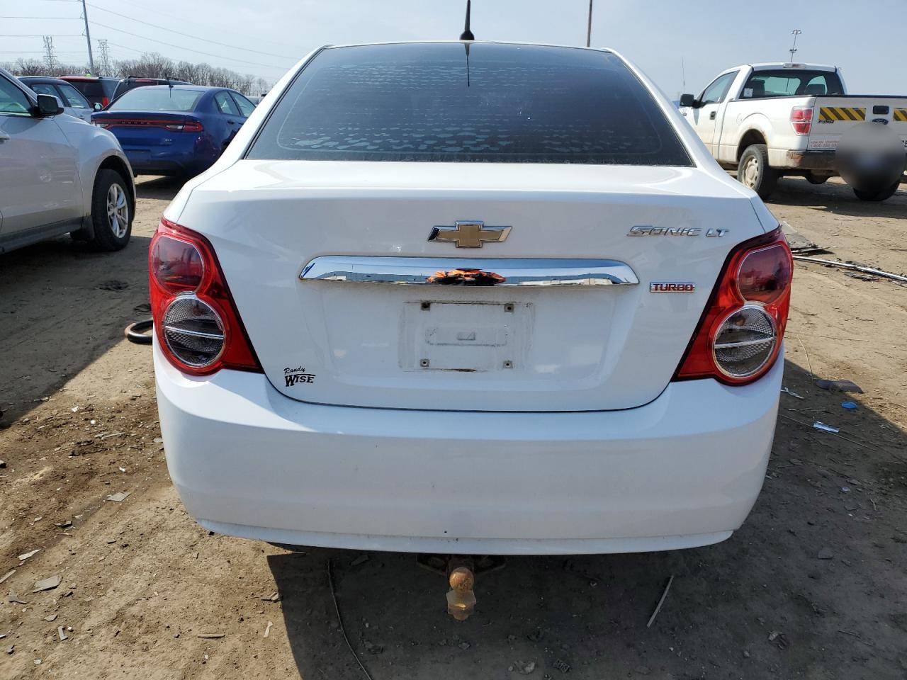 2013 Chevrolet Sonic - Image 6