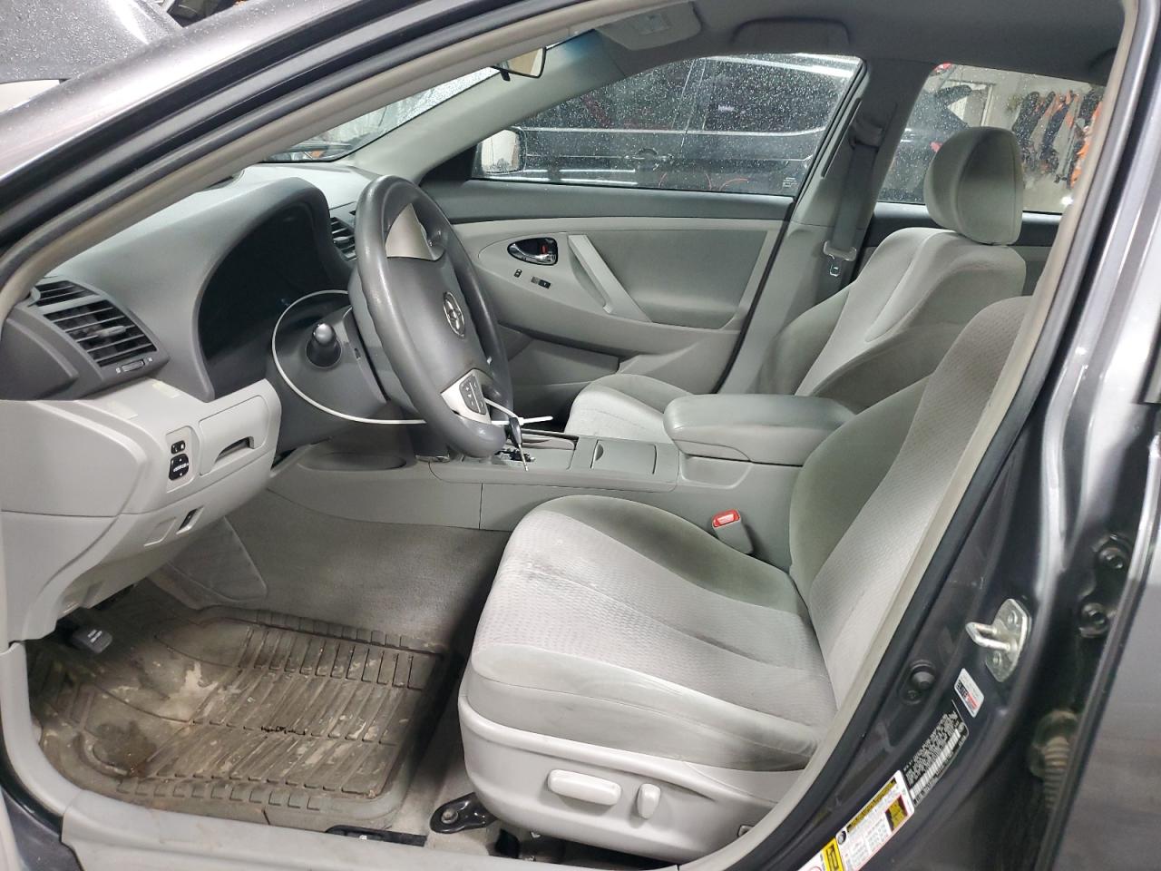 2010 Toyota Camry - Image 7