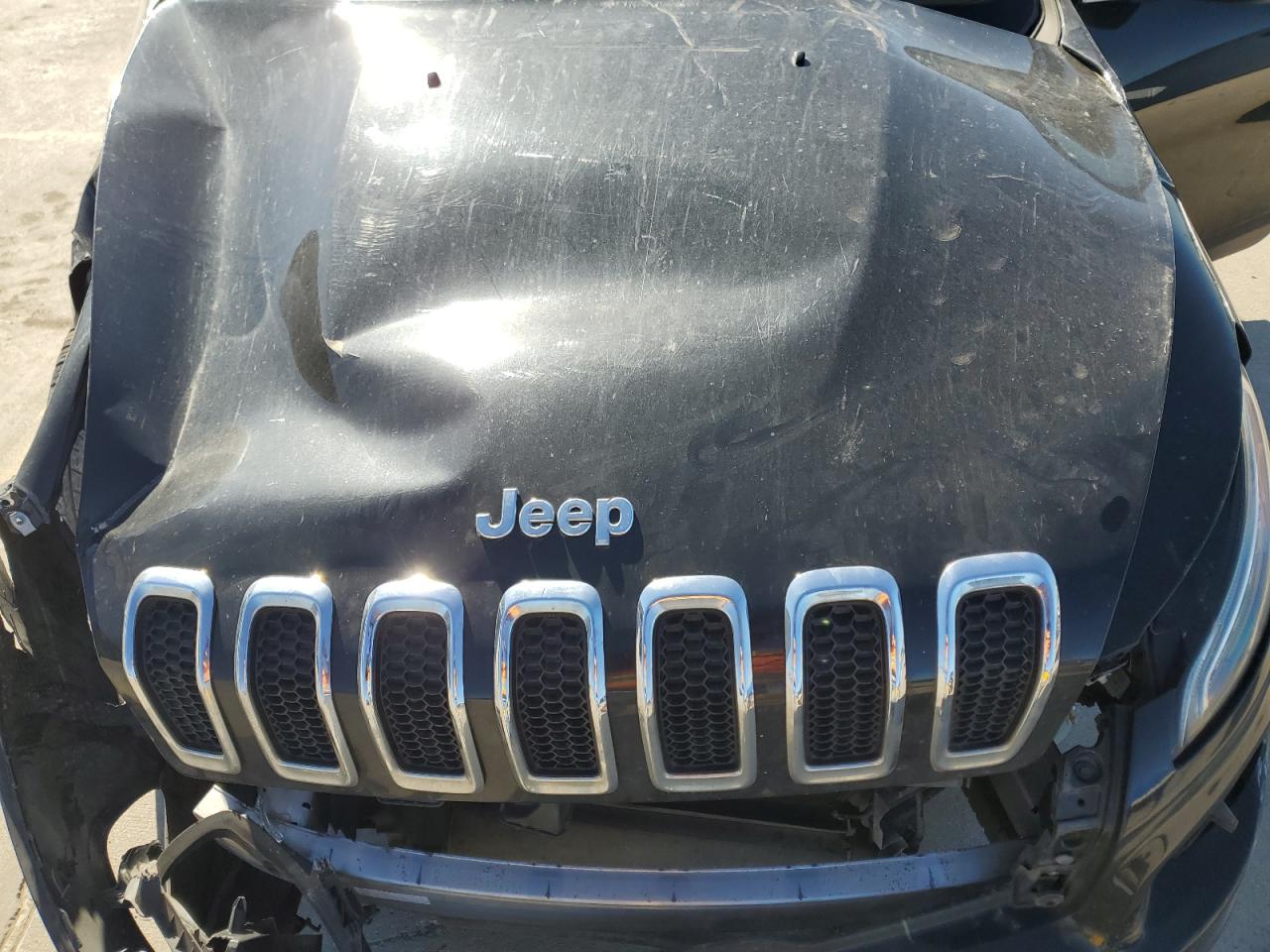 2016 Jeep Grand Cherokee - Image 13
