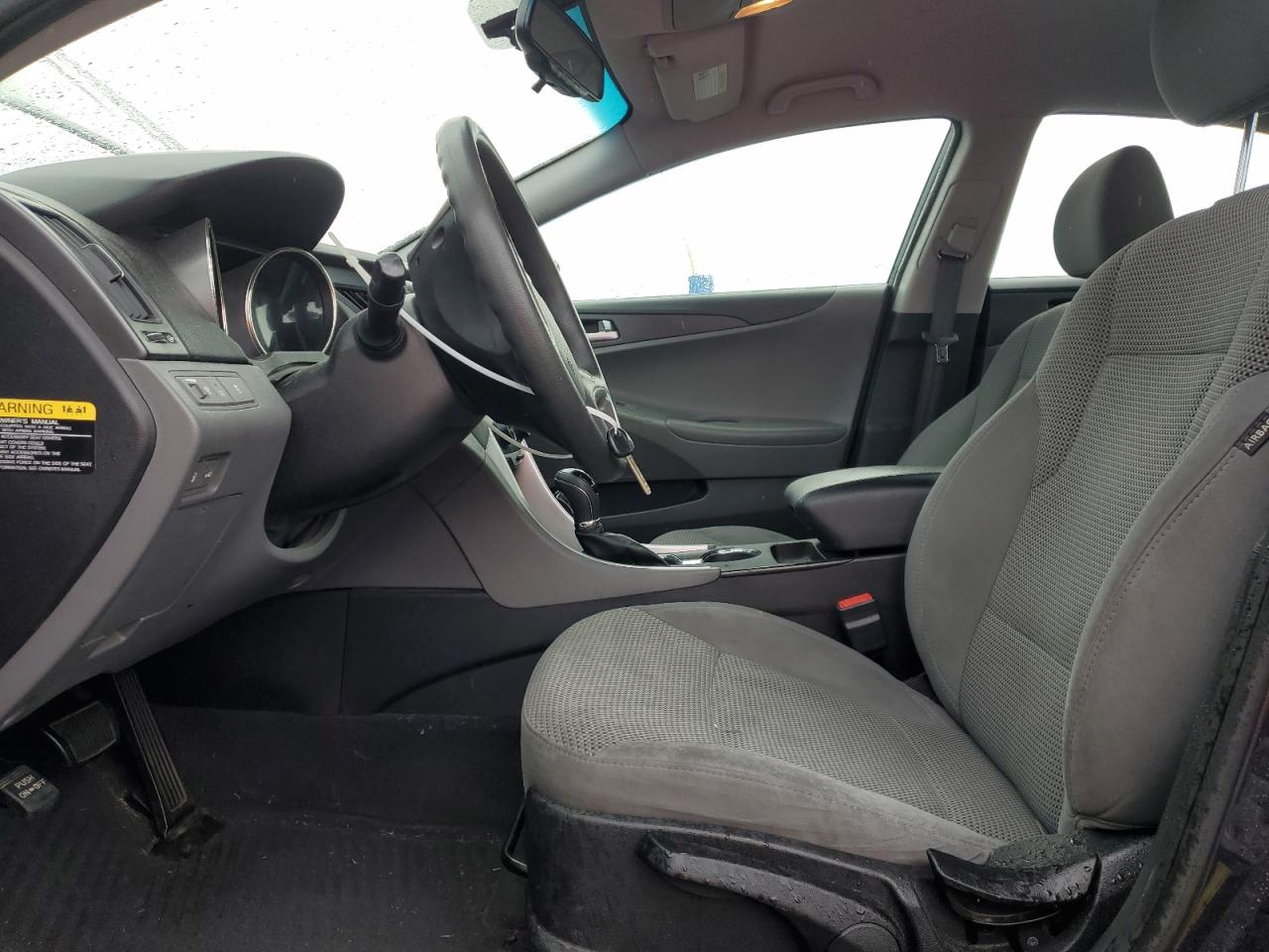 2012 Hyundai Sonata - Image 7