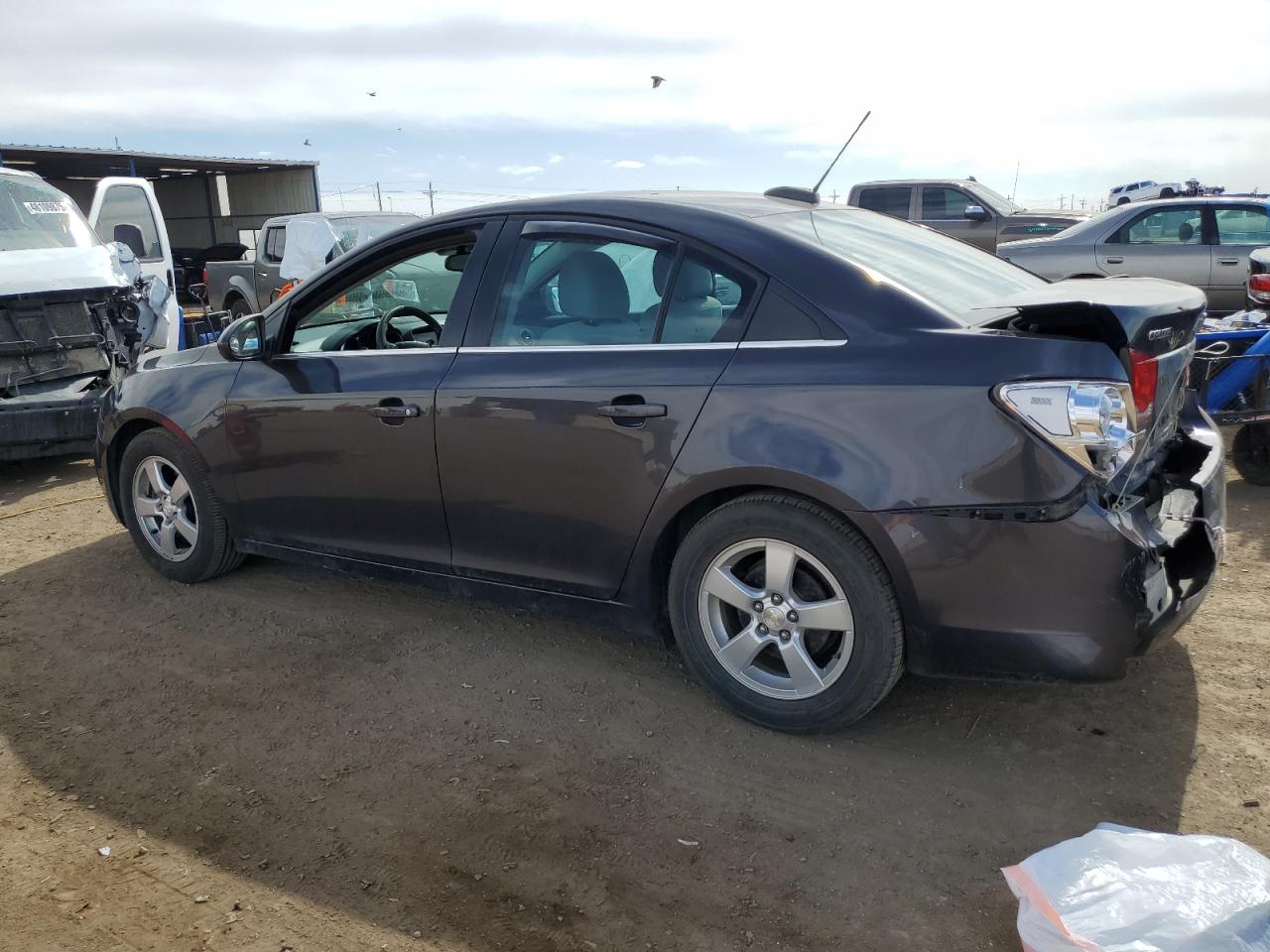 2015 Chevrolet Cruze - Image 2